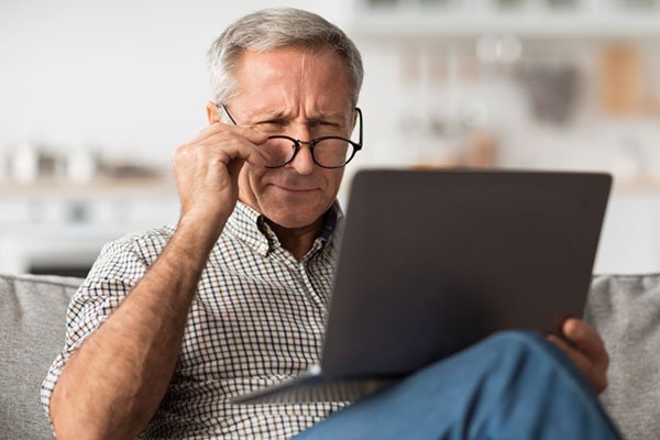 Best Cataract Hospital in Delhi - Bajaj Eye Care Centre